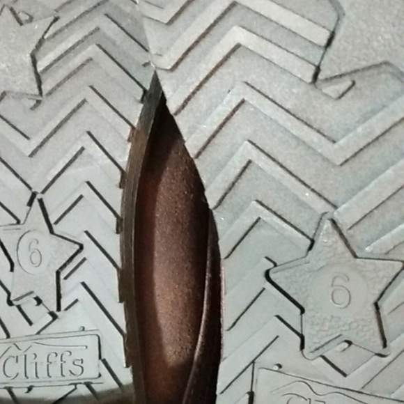 CLIFFS BY WHITE MOUNTAIN CHOCOLATE BROWN LACE UP FUR TRIM ANKLE BOOTS SZ 6 NWOT - Picture 11 of 11